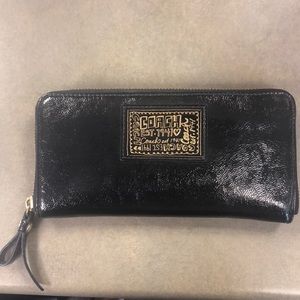 Black leather Coach wallet